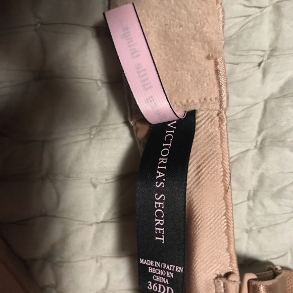 VS bra bundle - Picture 2 of 3